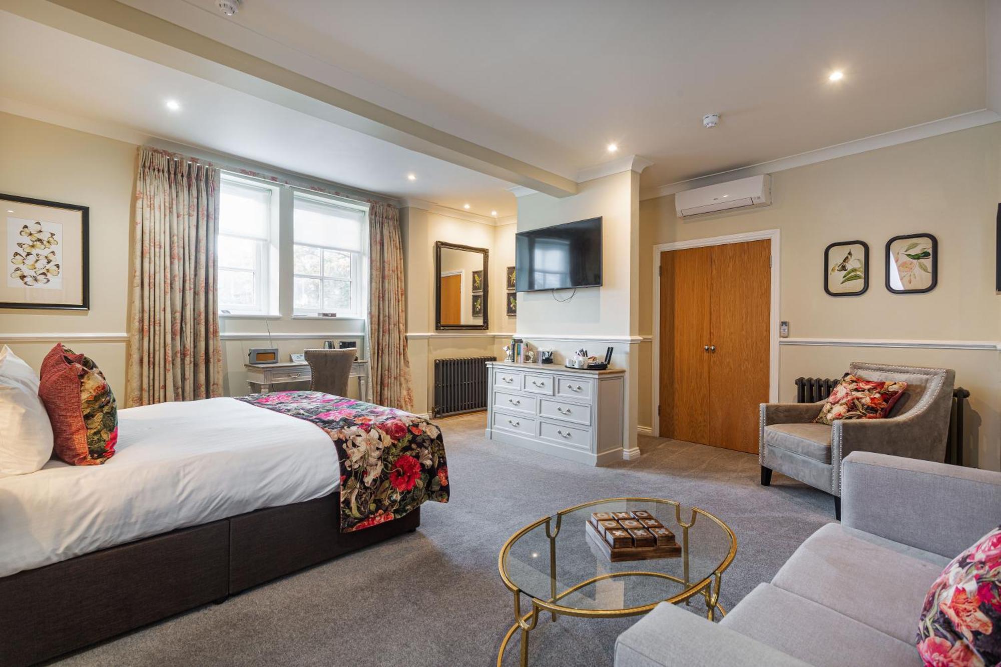 The White Horse Hotel, Romsey, Hampshire Εξωτερικό φωτογραφία