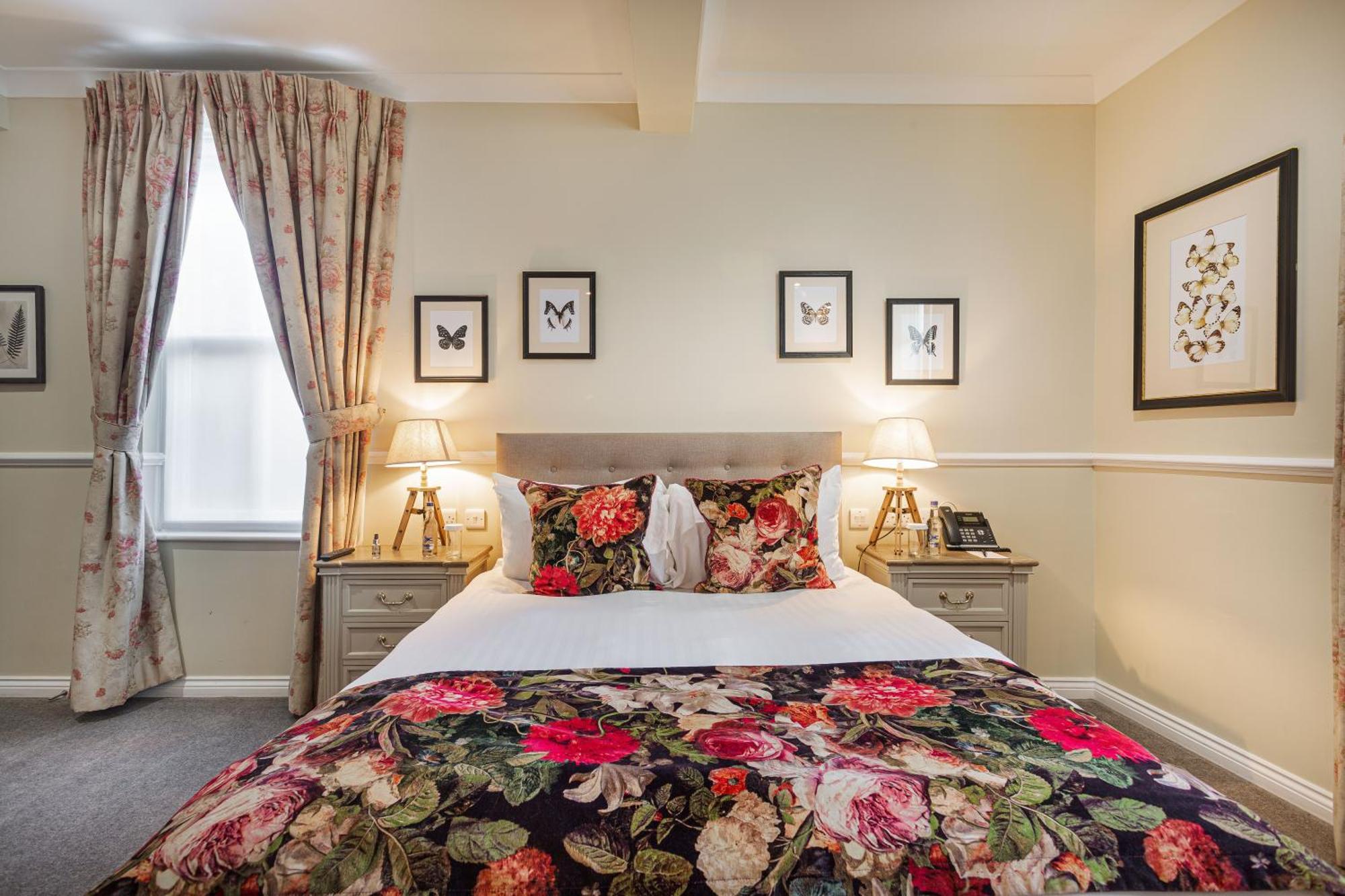 The White Horse Hotel, Romsey, Hampshire Εξωτερικό φωτογραφία