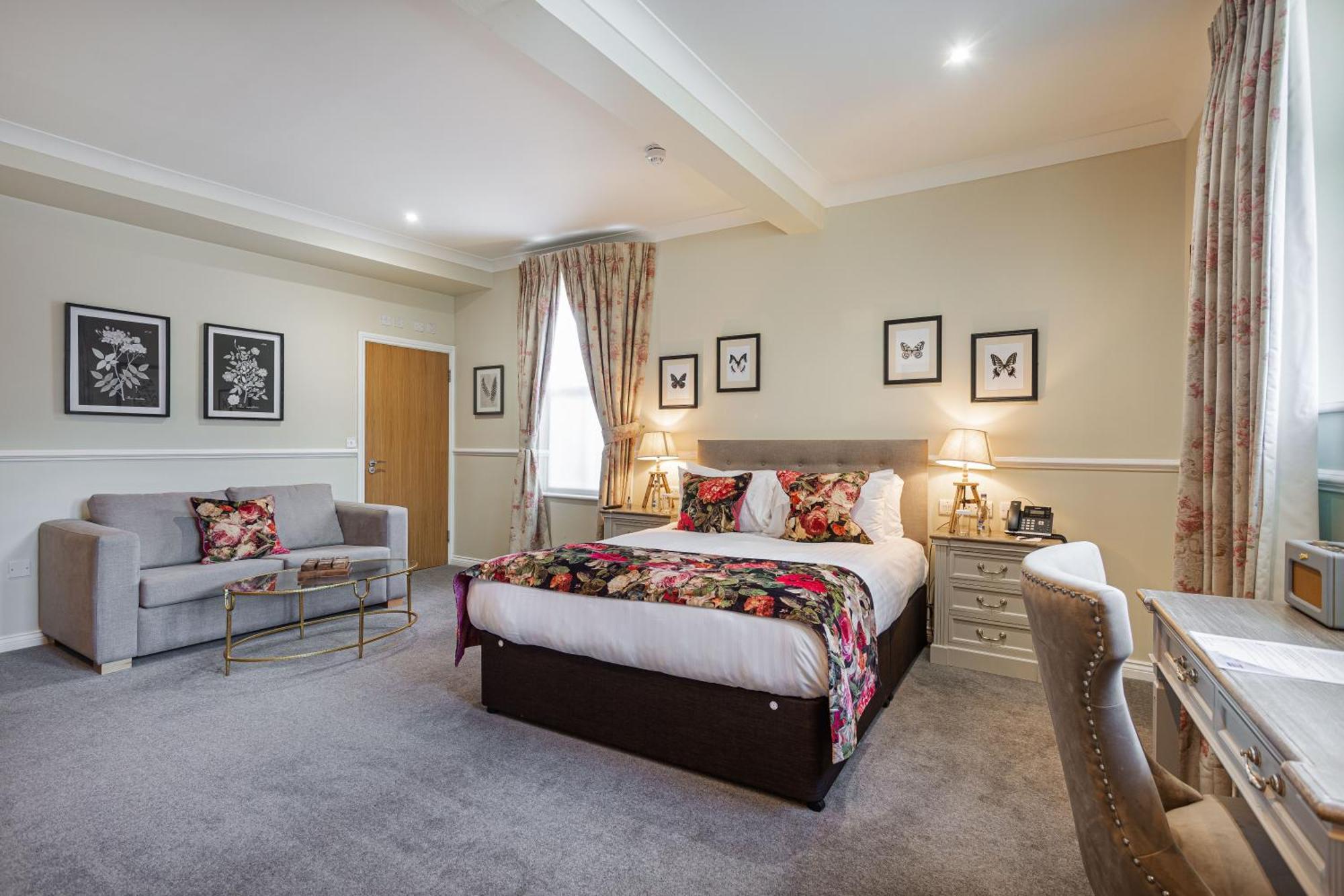 The White Horse Hotel, Romsey, Hampshire Εξωτερικό φωτογραφία