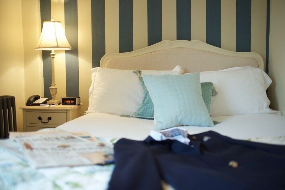 The White Horse Hotel, Romsey, Hampshire Εξωτερικό φωτογραφία